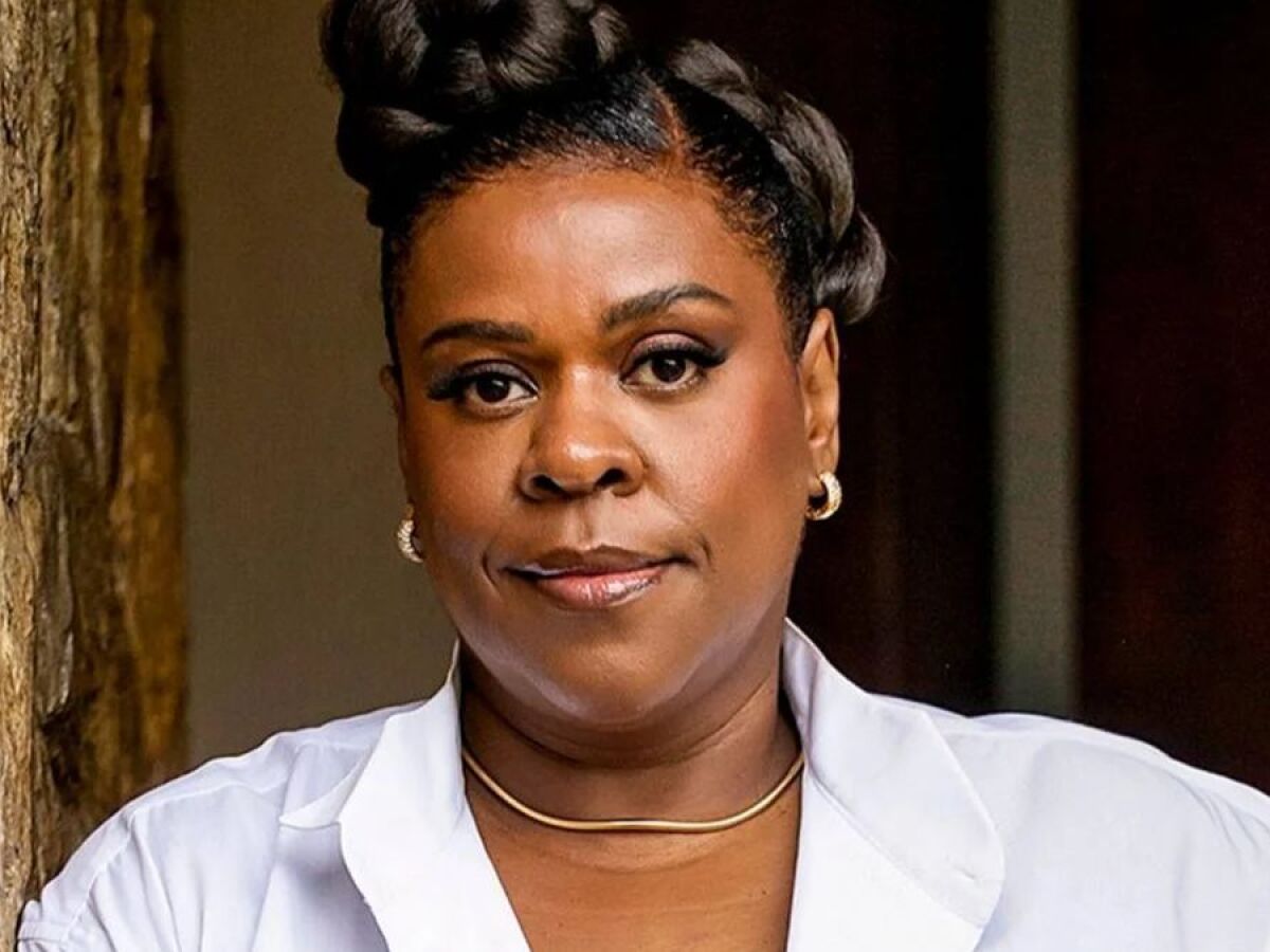 Cacau Protásio relata perda de visão após reação a pomada capilar - Diário do Litoral