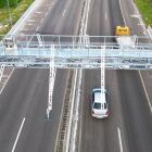 Free Flow registra mil motoristas irregulares por dia; sistema atende Litoral de SP