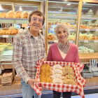 Padaria inova com p&atilde;o de ma&ccedil;&atilde; e conquista o p&uacute;blico no Litoral de SP