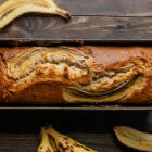 Sem açúcar: como fazer um bolo de banana com três ingredientes e rico em proteínas