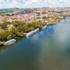 Rio mais poluído do Brasil vira passeio turístico em cidade do interior de São Paulo