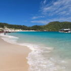 Praia brasileira rivaliza com o Caribe e encanta turistas por sua preservação