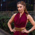 'Tr&ecirc;s Gra&ccedil;as': Arminda decide agir para proteger a neta e enfrenta Samira