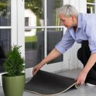 Esque&ccedil;a o tapete na entrada: nova tend&ecirc;ncia j&aacute; domina as casas modernas