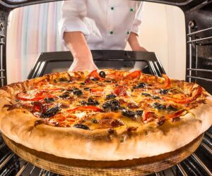 Famosa pizzaria de 50 anos de hist&oacute;ria abre fal&ecirc;ncia e fecha as portas da noite para o dia.