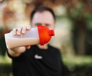 Anvisa manda recolher lote de famosa marca de whey protein.