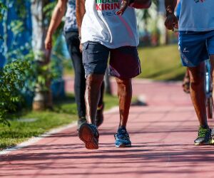 O melhor exercício após os 50: por que só caminhar não é suficiente?.