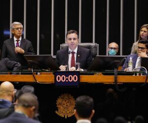 Aumento das cadeiras e 'blindagem' de ricos jogam Congresso Nacional nas cordas  .