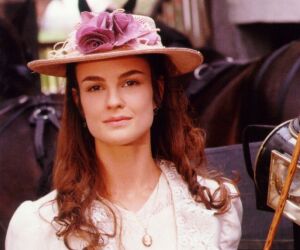 'Terra Nostra': Rosana &eacute; rejeitada pelo filho e se desespera; veja resumo do cap&iacute;tulo de quinta (16).