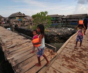 13 minutos sem respirar: Conhe&ccedil;a o povo que j&aacute; est&aacute; geneticamente pronto para viver no oceano.