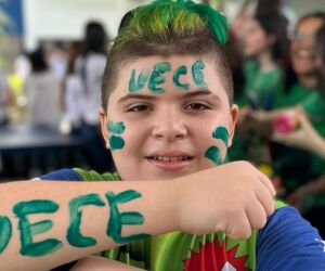 Menino de 12 anos passa em vestibulares e vira um dos 100 prod&iacute;gios do planeta.