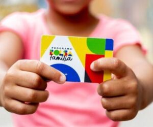 Governo Federal quer fazer 'ca&ccedil;a &agrave;s bruxas' no Bolsa Fam&iacute;lia; veja quem est&aacute; na mira.