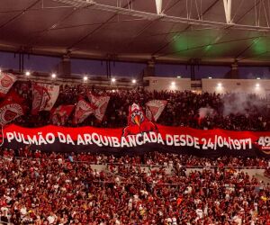 MC Poze, R$ 1,6 bilh&atilde;o e Libertadores: a bizarra coincid&ecirc;ncia que agitou a torcida do Flamengo.