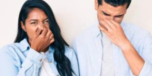 O que significa quando uma pessoa peida na frente do parceiro, segundo a psicologia?