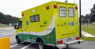 Motociclista morre atropelado e acidente causa interdição total em estrada no Guarujá