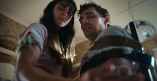 Alison Brie, Dave Franco e 'Os Caras Malvados': O que chega ao cat&aacute;logo do Prime Video?