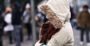 Primeira onda de frio do outono j&aacute; tem data para chegar ao litoral de SP