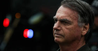 Ex-presidente Jair Bolsonaro recebe alta e deixa o hospital DF Star, em Bras&iacute;lia