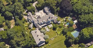 Mans&atilde;o de Shonda Rhimes tem sorveteria, cinema, boliche e custa mais de 15 milh&otilde;es de d&oacute;lares