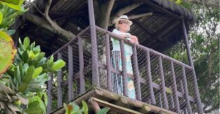 Mans&atilde;o 'p&eacute; na areia' de Ana Maria Braga foi uma das primeiras constru&ccedil;&otilde;es de famosa praia de SP