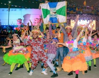 Cidade do litoral de SP realiza Pré-Carnaval; veja programação.