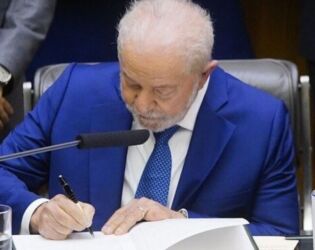 Entenda o que vai mudar com a nova lei trabalhista para os domingos e feriados.