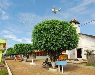 Essa cidade é a mais isolada do Brasil e é um paraíso, com beleza natural e diversidade.