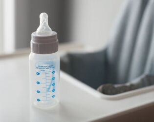 Anvisa suspende f&oacute;rmula infantil e surpreende Nestl&eacute; com decis&atilde;o repentina; veja lotes.