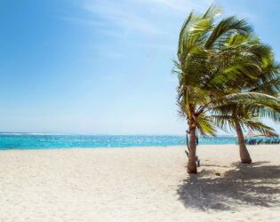 Ranking das 5 melhores praias do Brasil tem dom&iacute;nio de um s&oacute; estado; veja a lista.