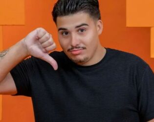 Ex-BBB 26 causa confus&atilde;o em barbearia e equipe diz que ele est&aacute; em 'surto'.