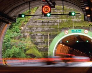 Vai para o litoral de SP no Carnaval? Veja quem d&aacute; nome aos t&uacute;neis da Rodovia Imigrantes.