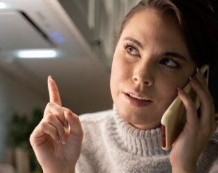 Recebe liga&ccedil;&otilde;es desconhecidas o tempo todo? Saiba como um simples truque pode reduzir o spam.