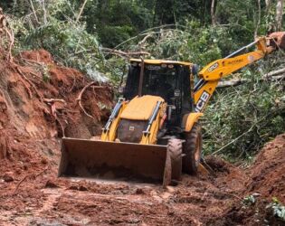 Ilhabela mant&eacute;m interditada a Estrada-Parque Castelhanos ap&oacute;s fortes chuvas.