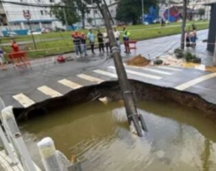 Prefeitura de S&atilde;o Vicente faz alerta ap&oacute;s nova cratera em edif&iacute;cio Solaris.