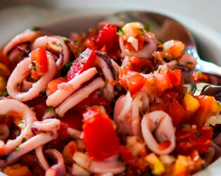 Festival da Lula promete agitar Ilhabela com culin&aacute;ria cai&ccedil;ara e pre&ccedil;os acess&iacute;veis.