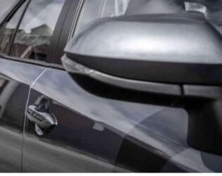 Carro mais vendido do mundo pode ser encontrado por apenas R$ 25 mil e ainda vale a pena comprar.