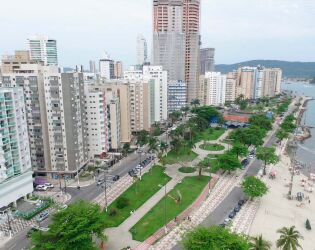 Jardim da orla de Santos est&aacute; no livro dos recordes com corredor &agrave; beira-mar de 5,3 quil&ocirc;metros.