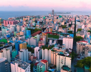 Como &eacute; viver na cidade de 8 quil&ocirc;metros quadrados onde todas as ruas terminam no mar?.