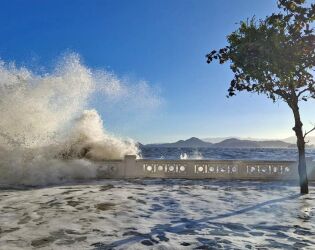 Santos sem as muretas? UNIFESP coloca Ponta da Praia como o 'marco zero' do avan&ccedil;o do mar.
