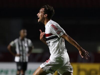 Sao Paulo Bate O Atletico Mg E Volta A Abrir Vantagem No Brasileirao Diario Do Litoral sao paulo bate o atletico mg e volta a