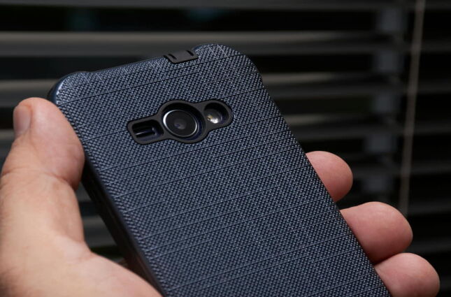 'Capinhas' de celulares podem ser substituídas por nova tecnologia