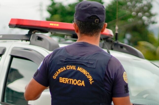 Adolescente é apreendido com porções de drogas no litoral de São Paulo