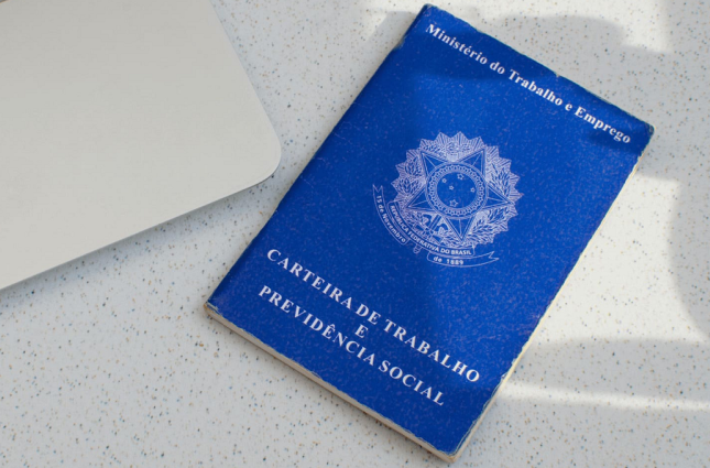 Oportunidade! Cidade no litoral de SP abre 98 vagas de emprego