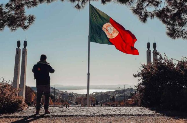 'Brasileiros' têm 20 dias para deixar Portugal, informa governo