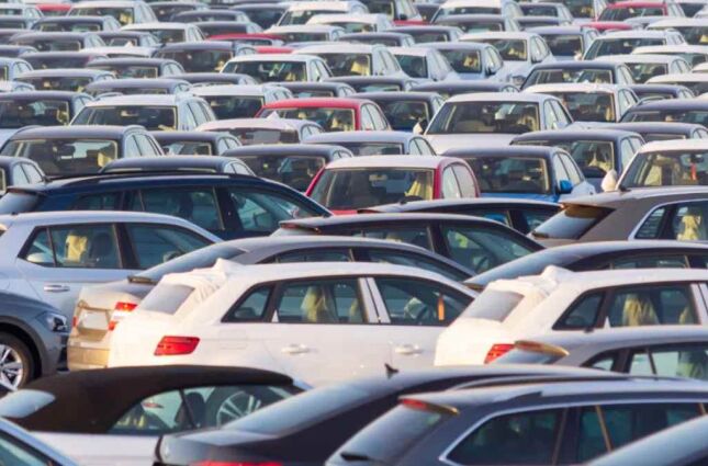 Regularize seu veículo! Licenciamento 2025 começa nesta terça; veja datas