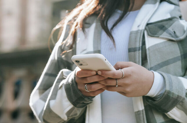 Veja quais são os 10 bairros com mais roubos de celular em Santos, no litoral de SP