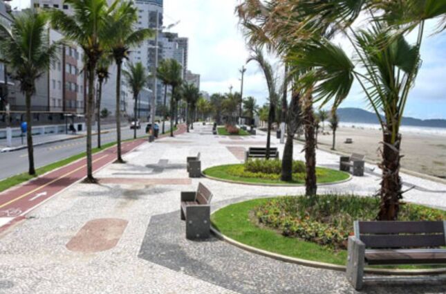 Com status de 'Miami Brasileira', cidade do litoral se torna queridinha dos turistas