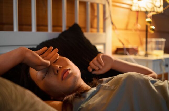 Acordou no meio da noite? Saiba o que realmente rouba o seu sono e como voltar a dormir