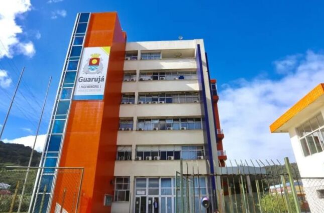Guaruj&aacute; abre concurso com sal&aacute;rios de R$ 3 mil e aux&iacute;lio-alimenta&ccedil;&atilde;o que supera R$ 1 mil