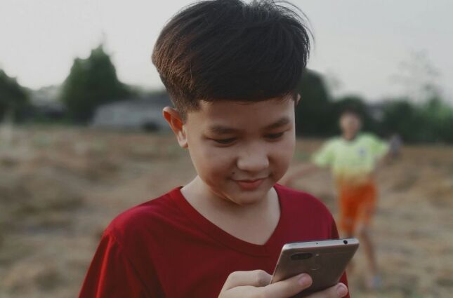 Caso Hytalo Santos: Como proteger crian&ccedil;as e adolescentes de conte&uacute;dos impr&oacute;prios e perigos digitais